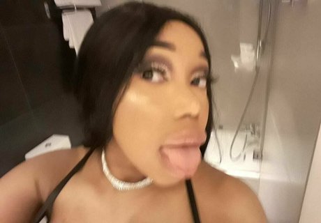 mariamilanworld nice star img