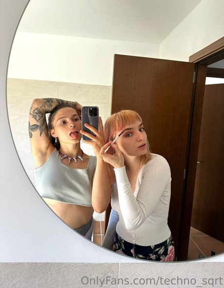 techno sqrt star sexy img