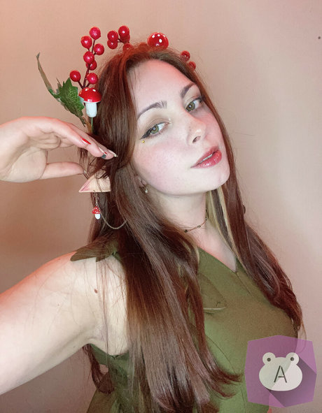 _akanecosplay_ star pics