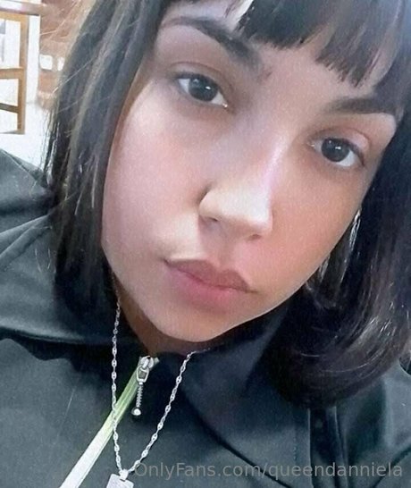 queendanniela pornographic model pictures