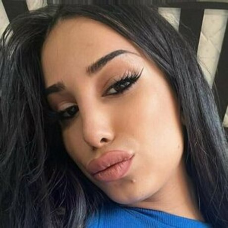 beatrixxnx perfect model images