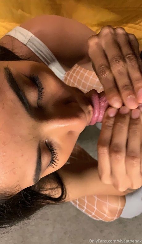 vivaathenax star hot photos