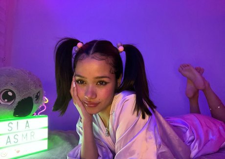 siaasmr nudes actress gallery