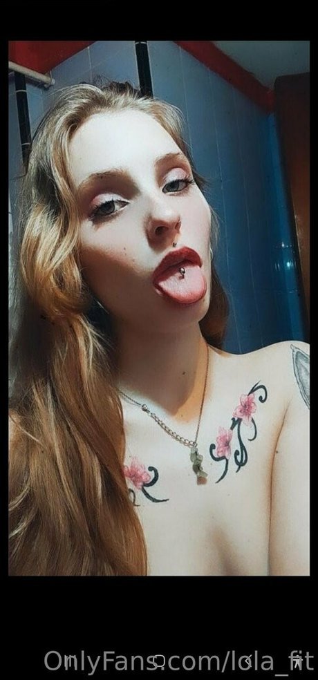 lola fit model hd photos