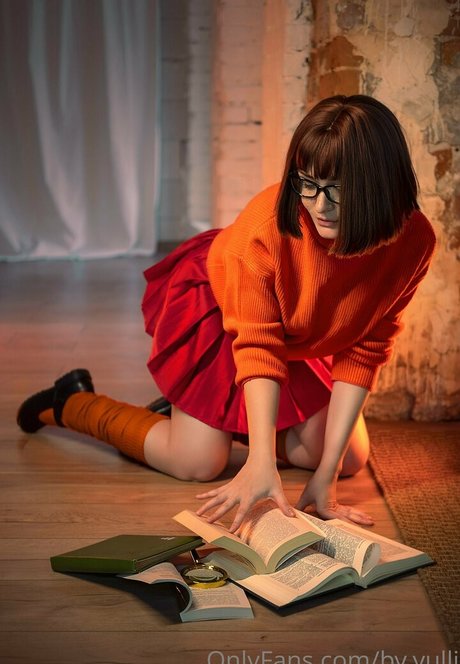 by yulli sexy model image