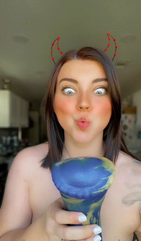 alexis peaches1 pornstar pretty picture