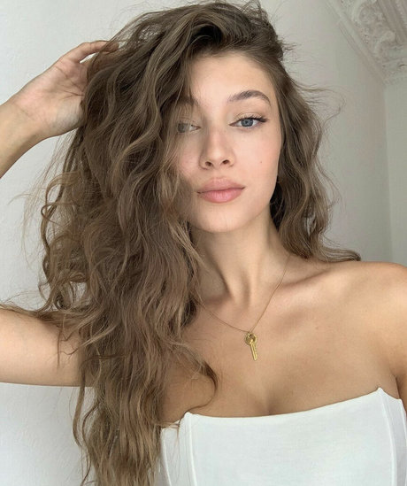 Laura Margesin xxx model img