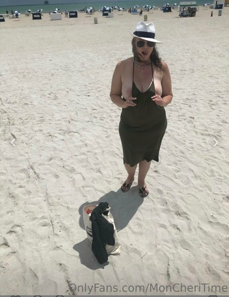 Moncheritime art star picture