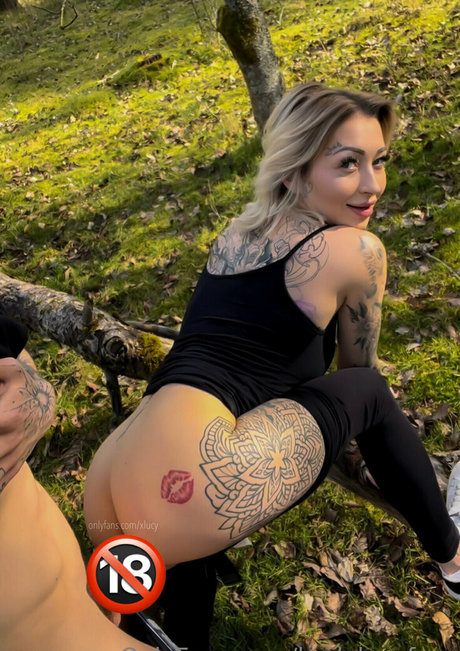 badxlucyfree xxx pornstar pics