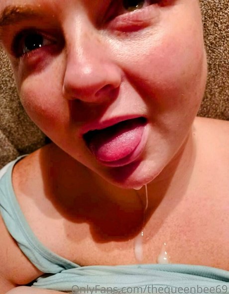 thequeenbee69 hd model picture