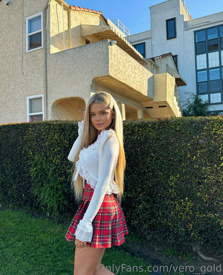 vero gold sex model pictures