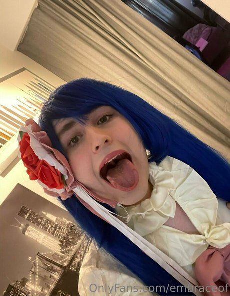 embraceof model art images