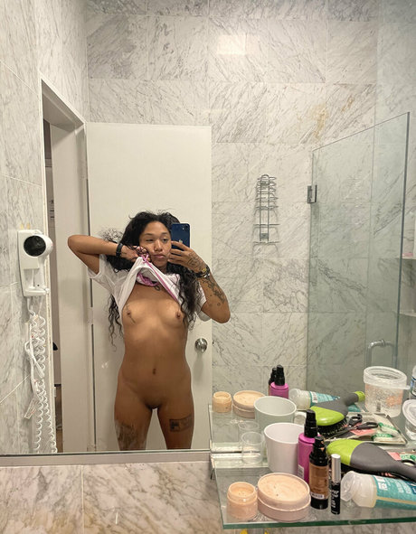 lulhalo model porn pictures