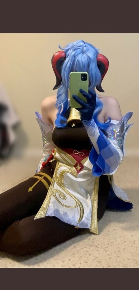 Yakirisu pornstar pic