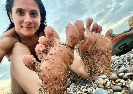 loseranayt nude actress pics