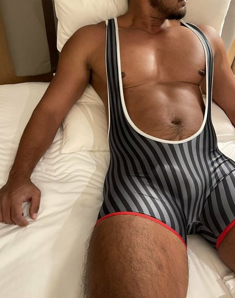 adress free5155 erotic model img