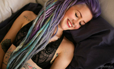 anuskatzzvip beautiful model photos