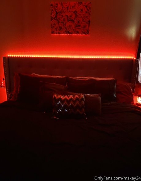 mskay24 sexy actress photos