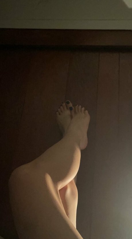 nikoruteira333 nudes model image