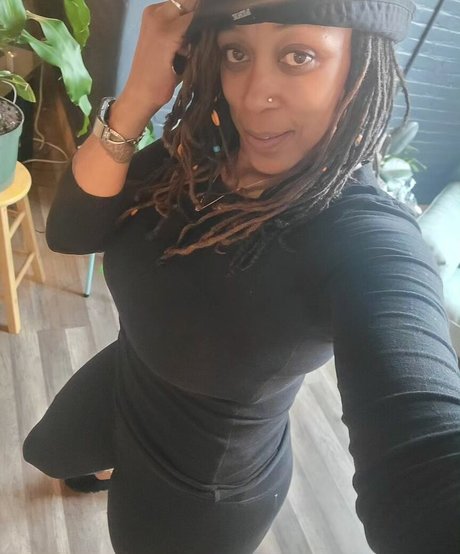 RhodaBlakey best star pictures