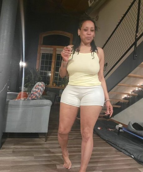 RhodaBlakey pornographic star pic