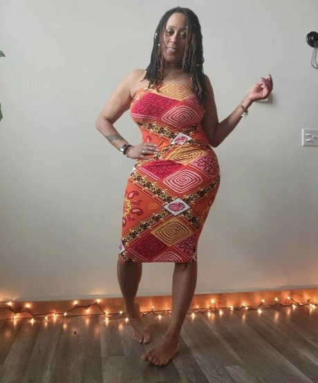 RhodaBlakey star xxx pic