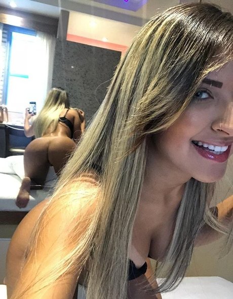 Jacqueline Mercedes model img