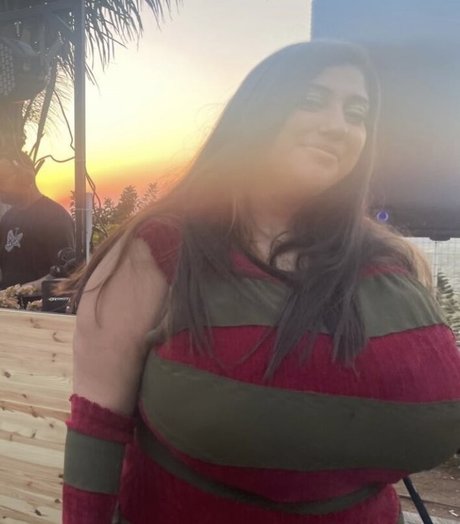 Yuval sexy star photos