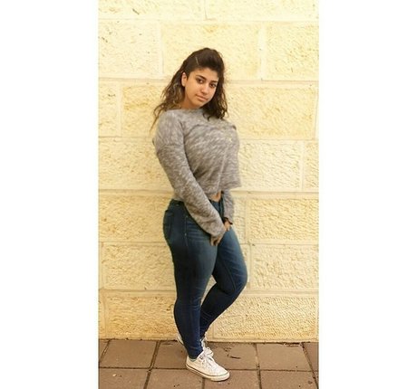 Yuval pornstar sex pic