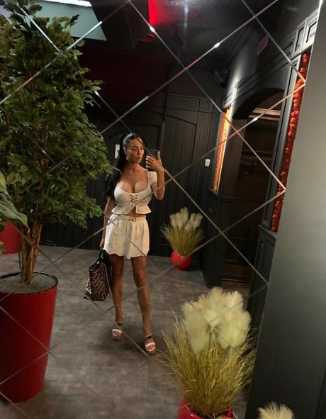 Sexy Alisa nude star photo