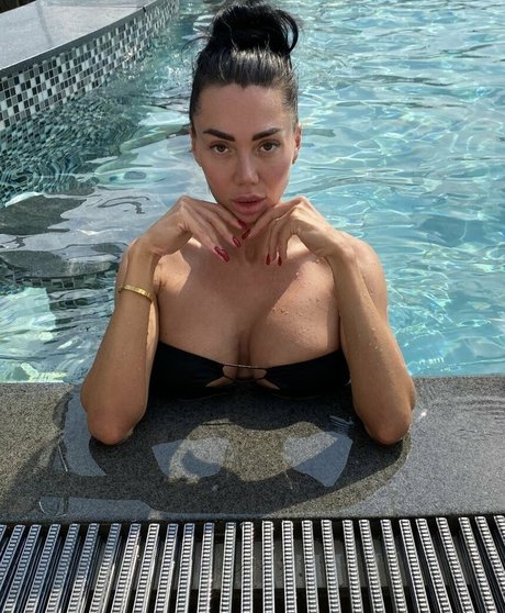 Sexy Alisa model free photo