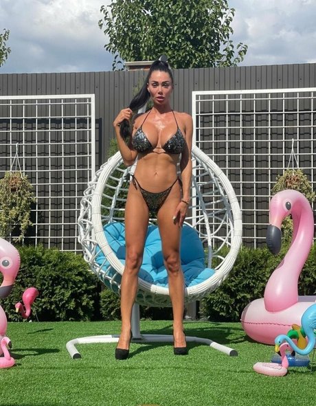 Sexy Alisa actress photos