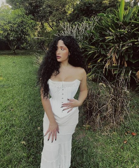 Briny De Laet perfect model pictures