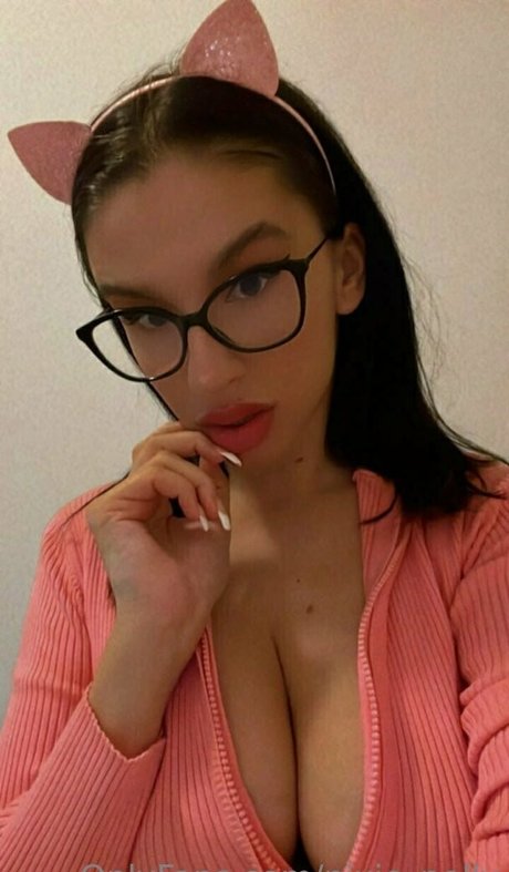 pixie polly star sexy pictures