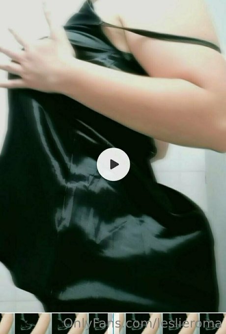 leslieroma model image