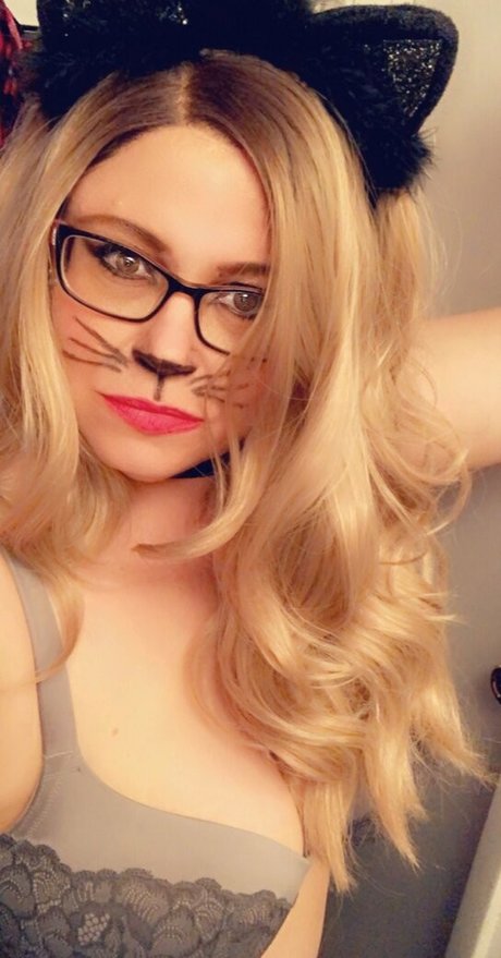 bettieblushe star erotic img