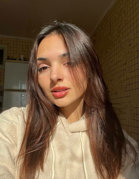 jaynique model hot photos