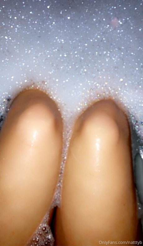 natttyb erotic model photos