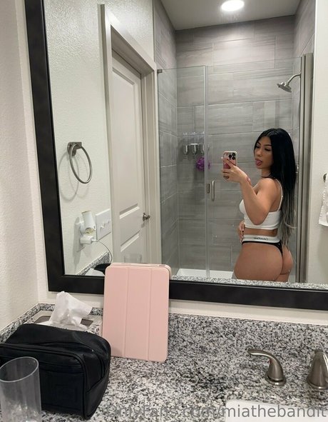 miathebandit pornstar art photos