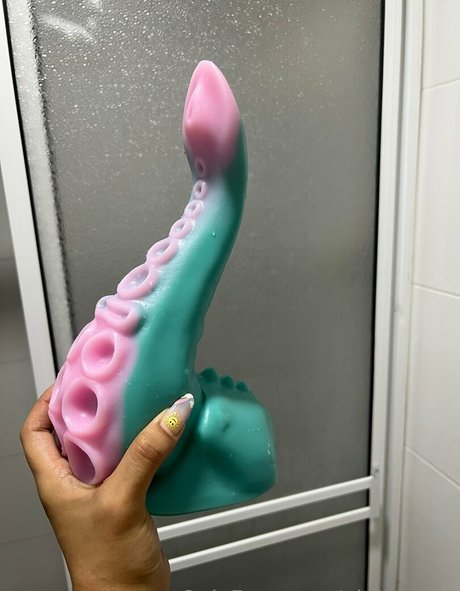 pinkuasmr perfect model pic