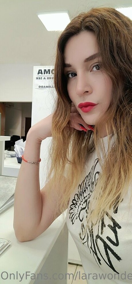 larawonder Profile pic