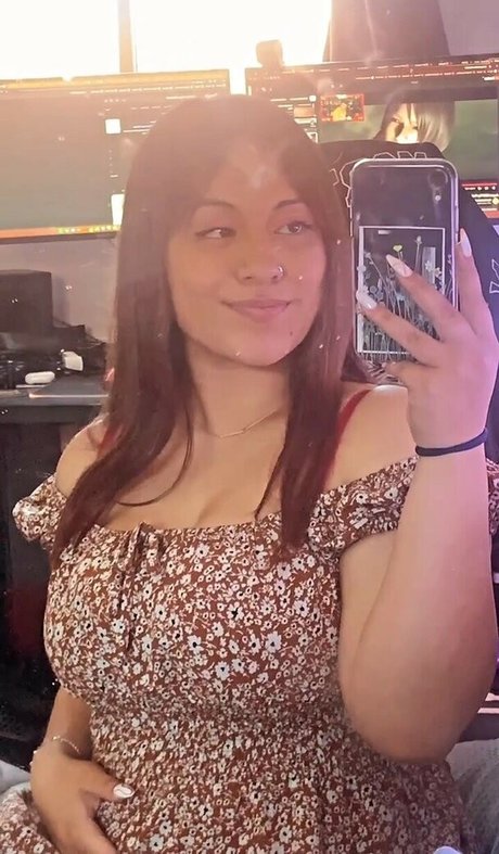 Chao Perkovich hot star images