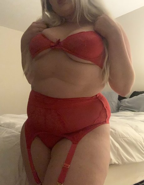 kaylyn stagram star beautiful img