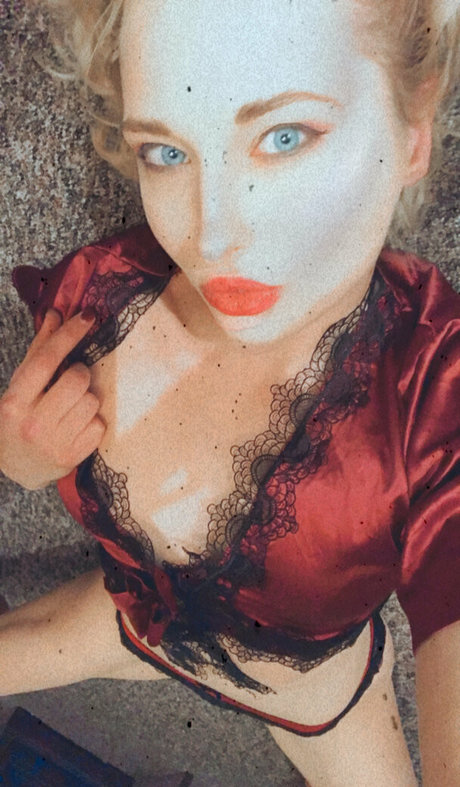 poeticminx model sexy pics