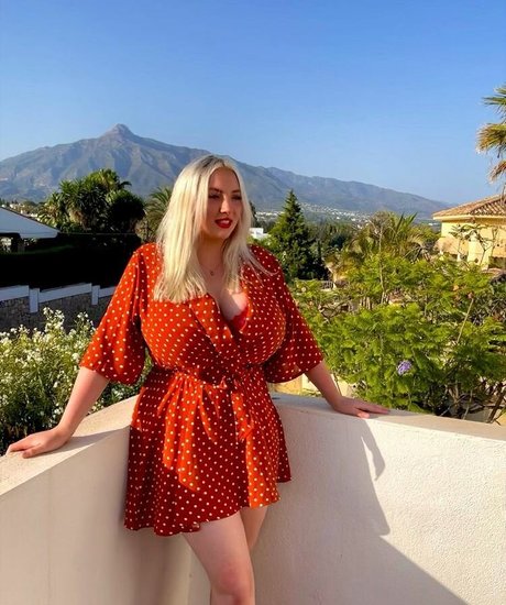 Shona Colson hot star archive