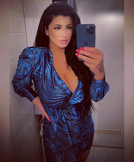 Aldianna nudes actress photo