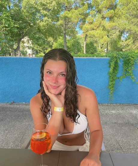 Veronicaa Zanotti free pornstar photo