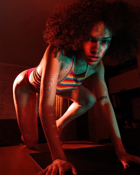 Bebetendre model hot archive