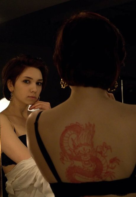 Roxy Loov perfect pornstar photo