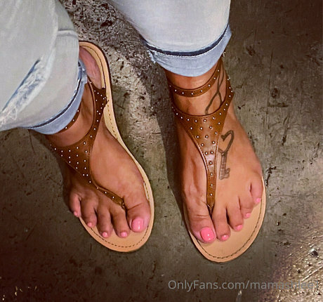 mamashlee1 model hot image